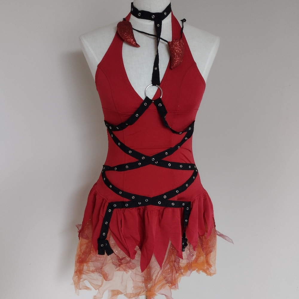 Sexy devil women's costume size small